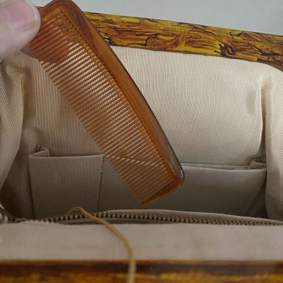 Vintage Handbag Needlepoint Floral Tortoise Handle Strap Mirror Comb Coin Purse - Picture 11 of 16